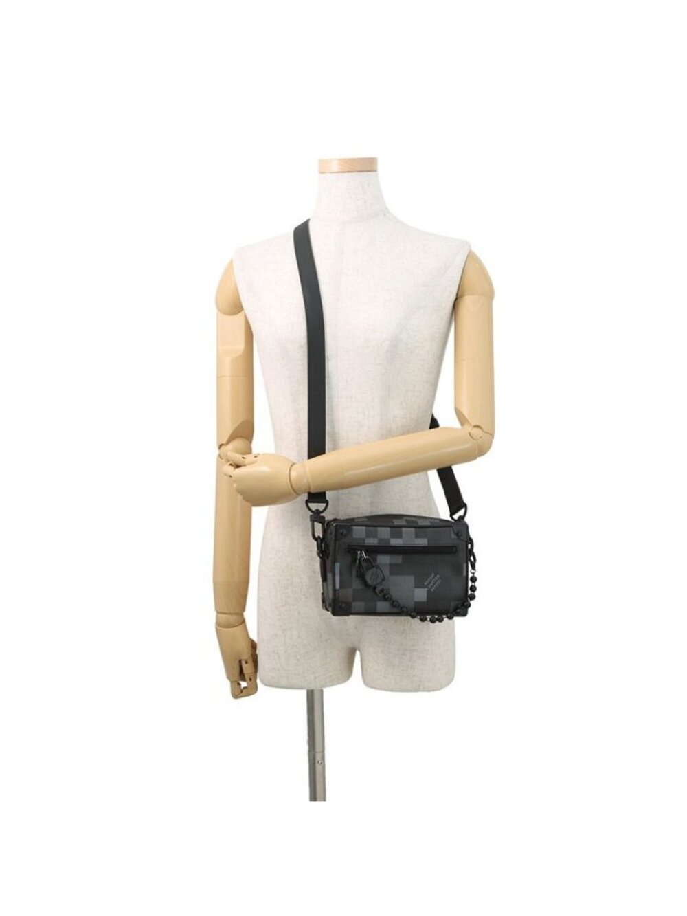 Louis Vuitton Shoulder Bag Damoflage Black Mini Soft Trunk - Picture 4 of 10